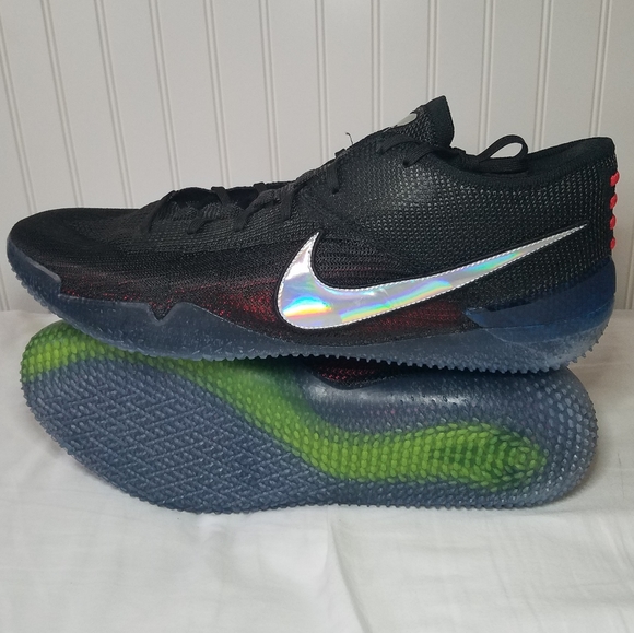 kobe 360 black multicolor